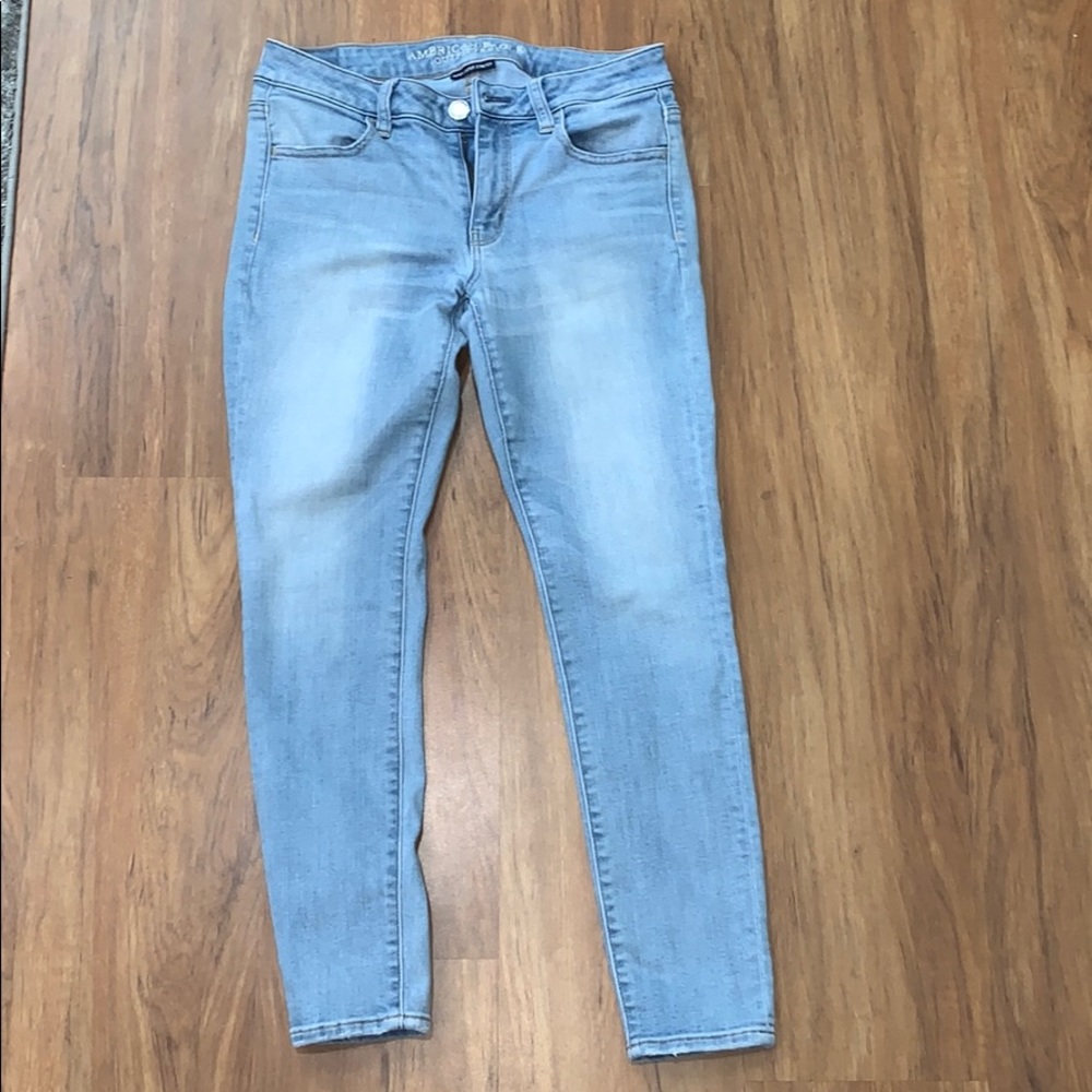 American Eagle Lightwash Jeggings